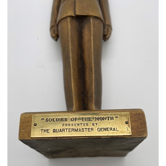 13.5" Tall "Soldier of the Month" Statute Presented by the Quartermaster General - Picture 4 of 4